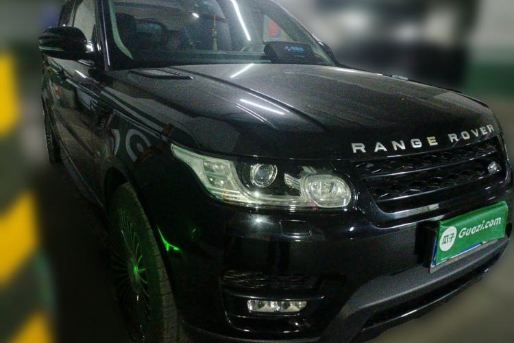 Used Land Rover Range Sport 2014 3.0 SC V6 HSE DYNAMIC Front Right 45 Deg