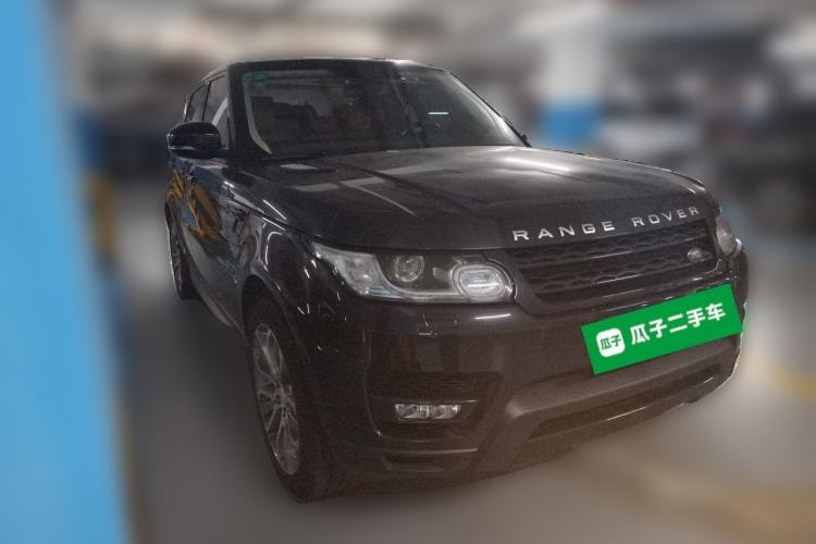 Used Land Rover Range Sport 2014 3.0 SC V6 HSE DYNAMIC Front Right 45 Deg