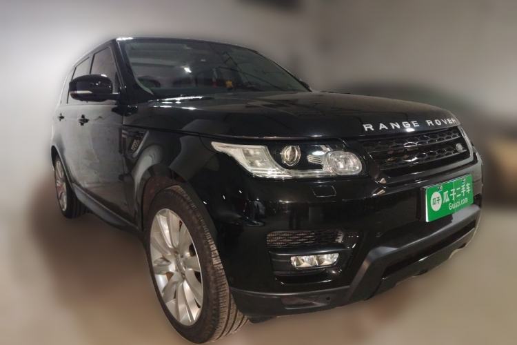Used Land Rover Range Sport 2014 3.0 SC V6 HSE DYNAMIC Front Right 45 Deg