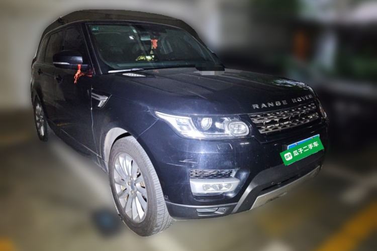 Used Land Rover Range Sport  Front Right 45 Deg