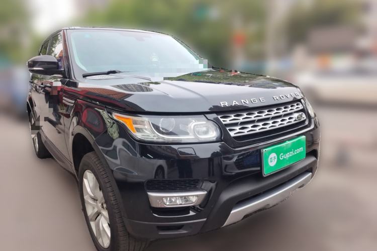 Used Land Rover Range Sport 2014 3.0 SC V6 HSE Front Right 45 Deg