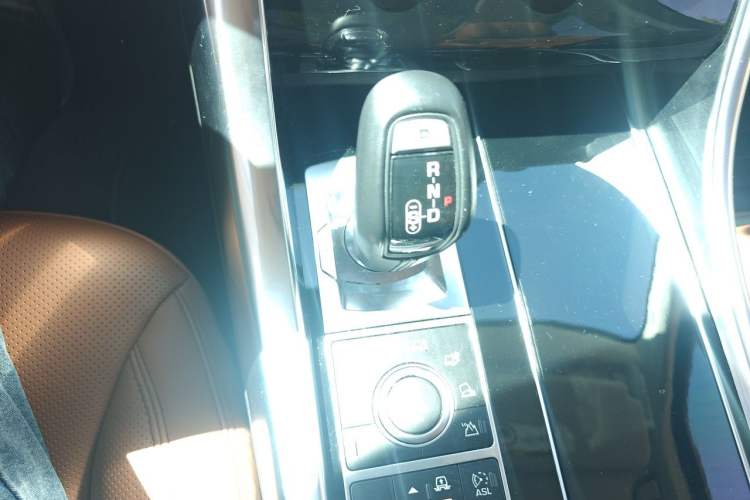Used Land Rover Range Sport 2014 3.0 SC V6 Fēngshàng Chuàngshì Edition Gear Lever