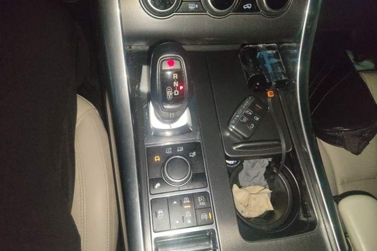 Used Land Rover Range Sport 2014 3.0T V6 Gasoline Version Low-Power Edition U.S. Specification Gear Lever