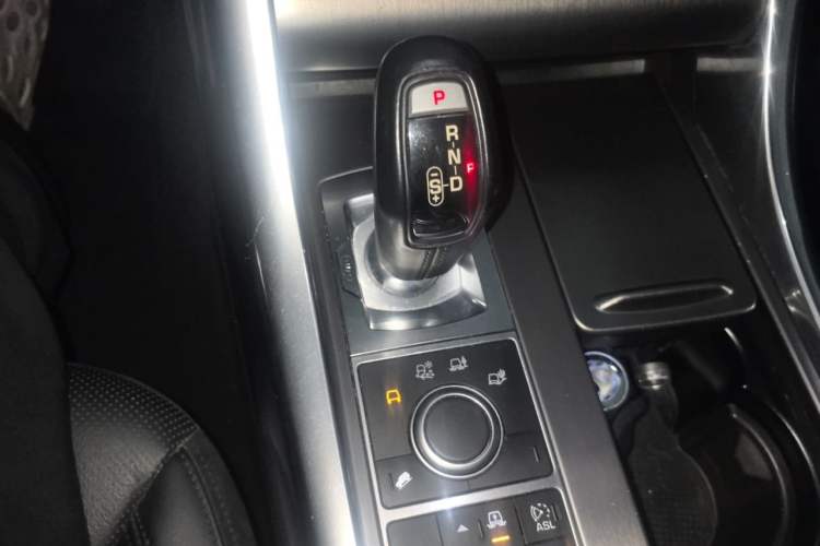 Used Land Rover Range Sport  Gear Lever