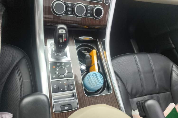 Used Land Rover Range Sport  Gear Lever
