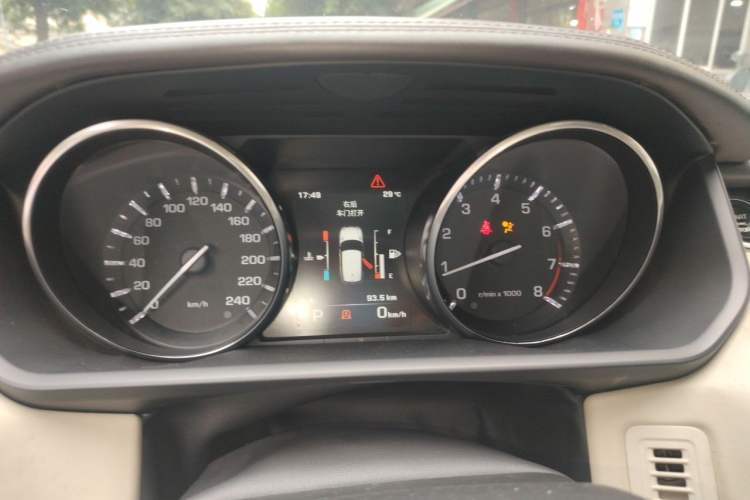 Used Land Rover Range Sport 2014 3.0 SC V6 HSE Instrument Cluster