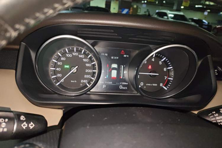 Used Land Rover Range Sport 2014 3.0 SC V6 HSE Instrument Cluster