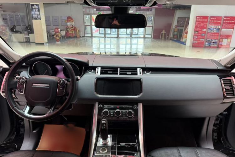Used Land Rover Range Sport 2014 3.0 SC V6 HSE Interior 1