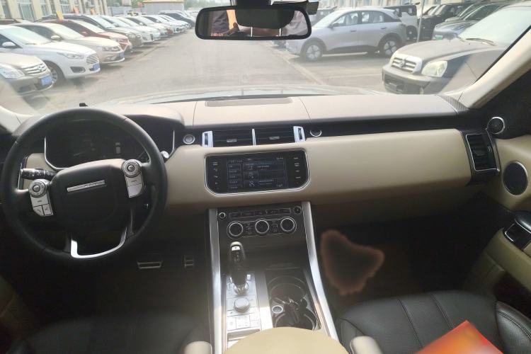 Used Land Rover Range Sport 2014 3.0 SC V6 HSE DYNAMIC Interior 2