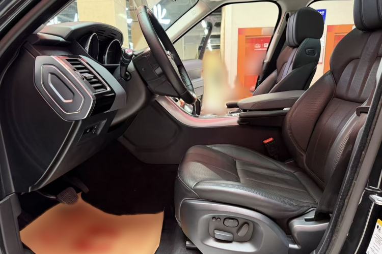 Used Land Rover Range Sport 2014 3.0 SC V6 HSE Interior 3
