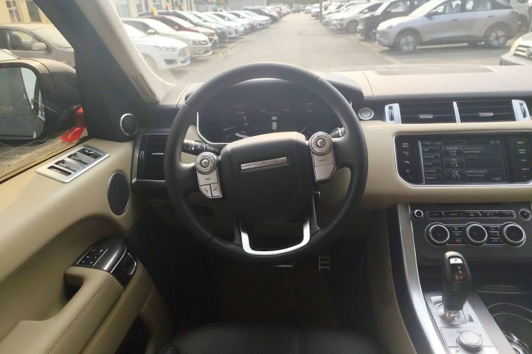 Used Land Rover Range Sport 2014 3.0 SC V6 HSE DYNAMIC Interior 3
