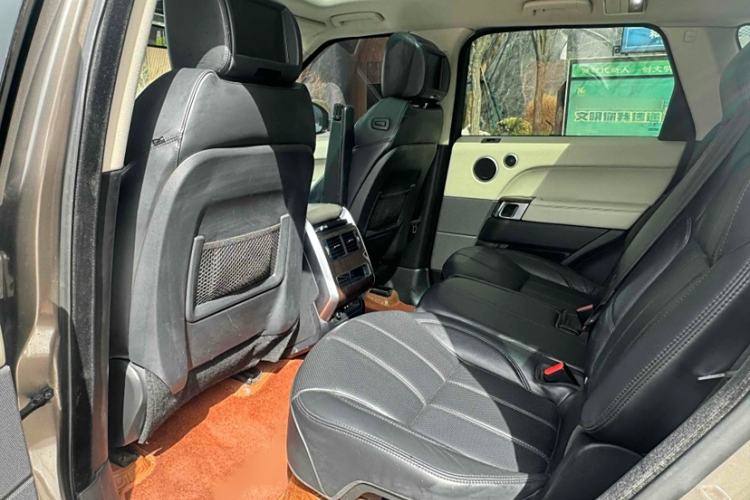 Used Land Rover Range Sport 2014 3.0 SC V6 HSE Interior 6
