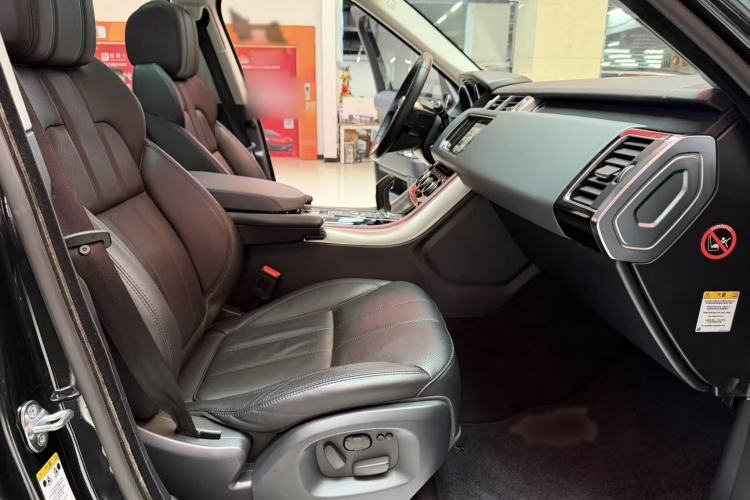 Used Land Rover Range Sport 2014 3.0 SC V6 HSE Interior 7