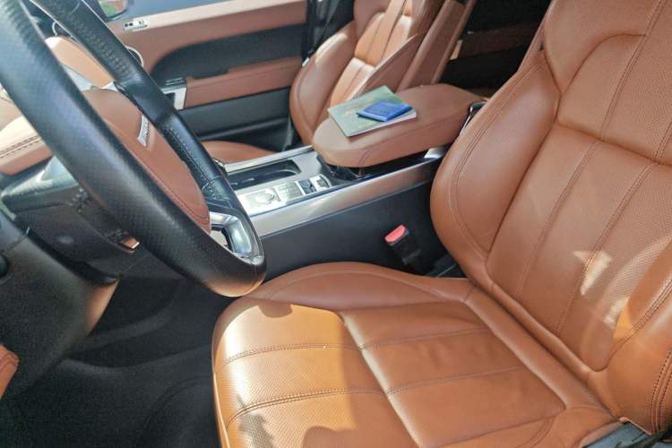 Used Land Rover Range Sport 2014 3.0 SC V6 HSE DYNAMIC Left Front Seat
