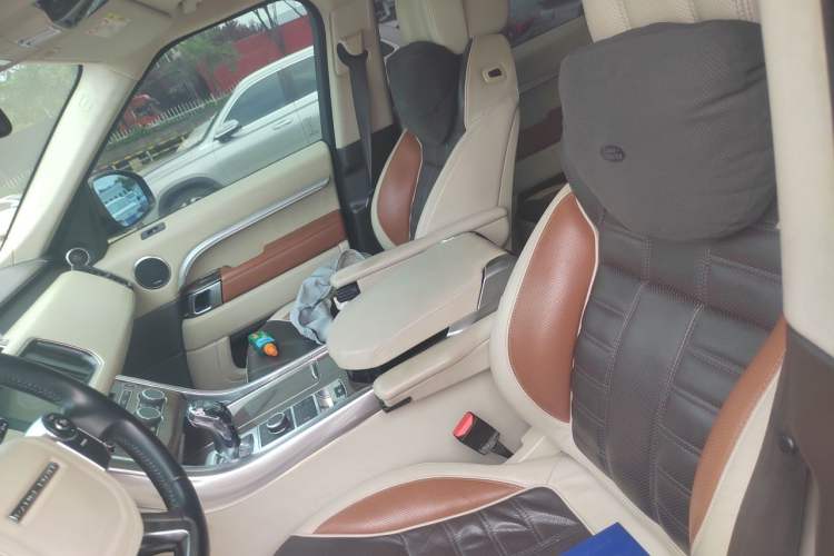 Used Land Rover Range Sport 2014 3.0 SC V6 HSE Left Front Seat