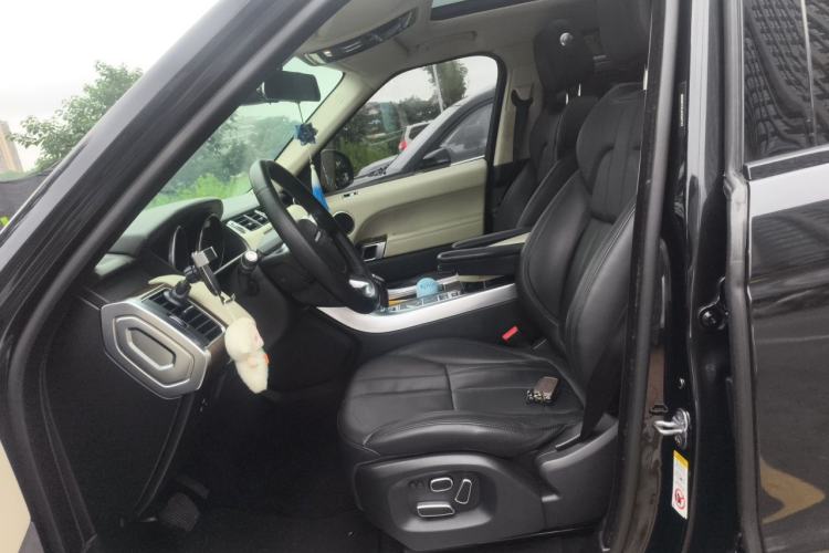 Used Land Rover Range Sport  Left Front Seat