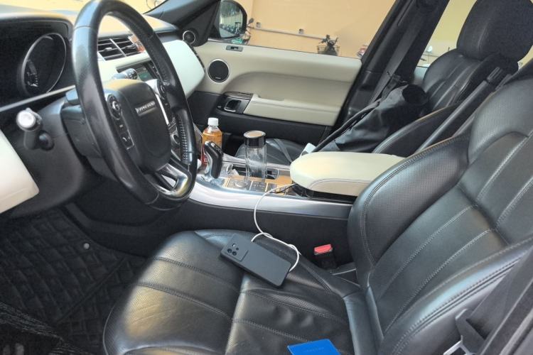 Used Land Rover Range Sport 2014 3.0 SC V6 HSE Left Front Seat
