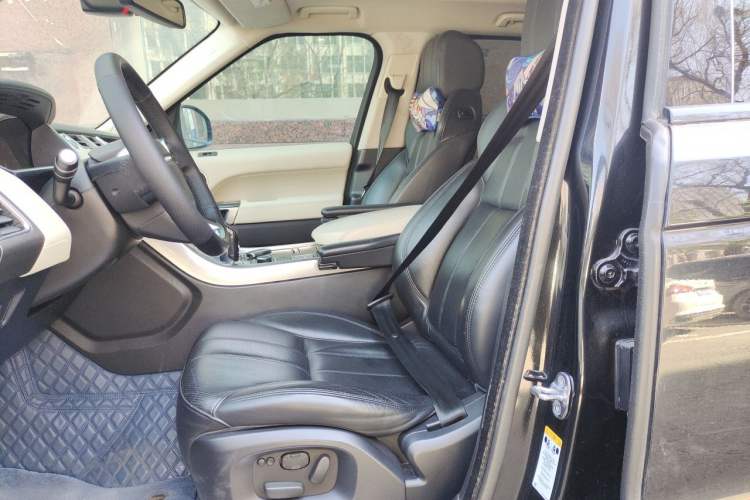 Used Land Rover Range Sport 2014 3.0 SC V6 HSE DYNAMIC Left Front Seat