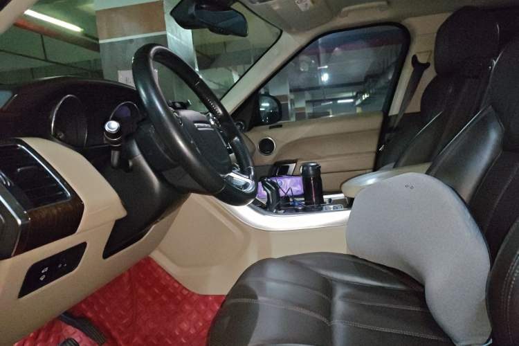 Used Land Rover Range Sport 2014 3.0 SC V6 HSE Left Front Seat