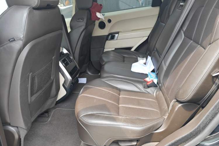 Used Land Rover Range Sport 2014 3.0 SC V6 HSE DYNAMIC Left Rear Seat