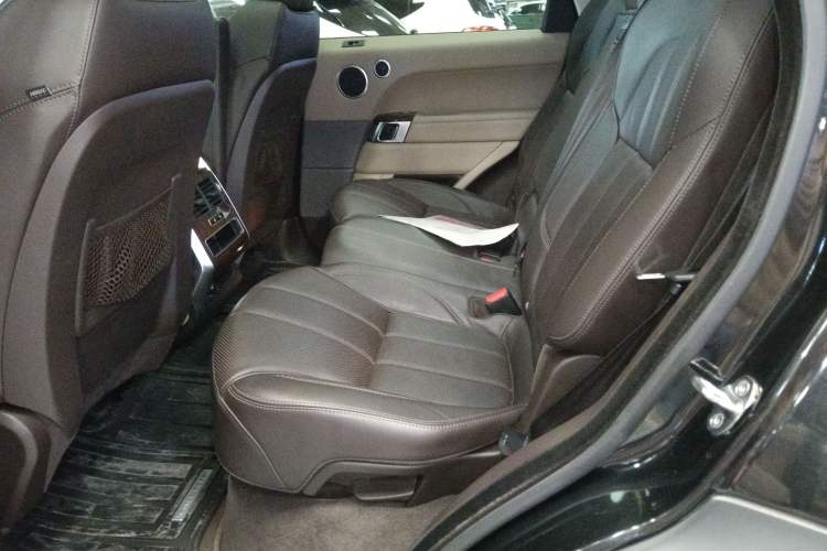 Used Land Rover Range Sport 2014 3.0 SC V6 HSE Left Rear Seat