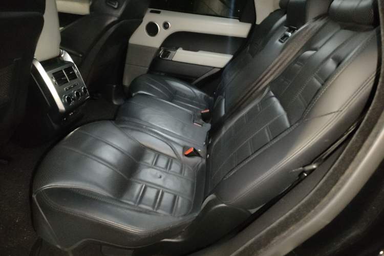 Used Land Rover Range Sport 2014 5.0 SC V8 Fēngshàng Chuàngshì Edition DYNAMIC Left Rear Seat