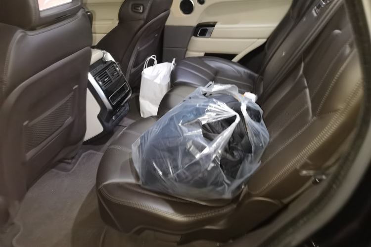 Used Land Rover Range Sport 2014 3.0 SC V6 HSE Left Rear Seat