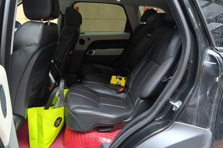 Used Land Rover Range Sport 2014 3.0 SC V6 HSE Left Rear Seat