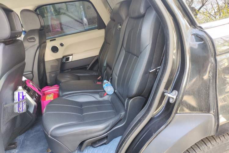 Used Land Rover Range Sport 2014 3.0 SC V6 HSE DYNAMIC Left Rear Seat