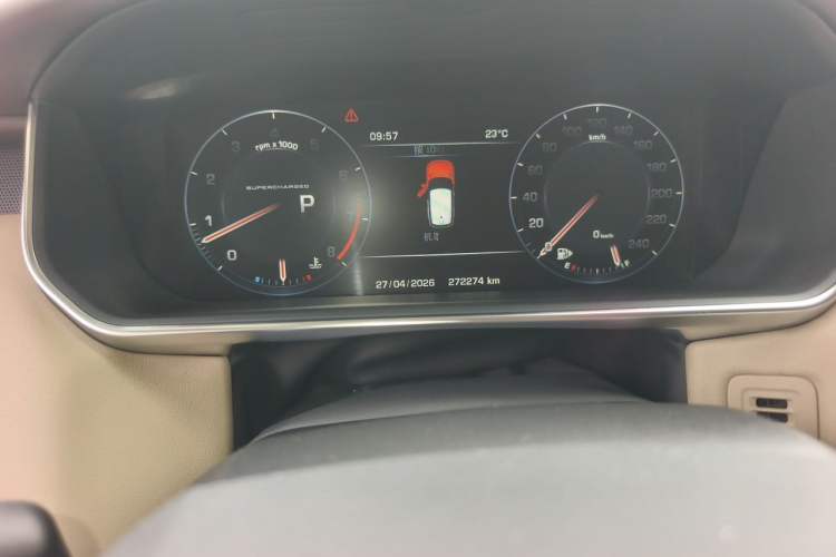 Used Land Rover Range Sport  Odometer Close Up