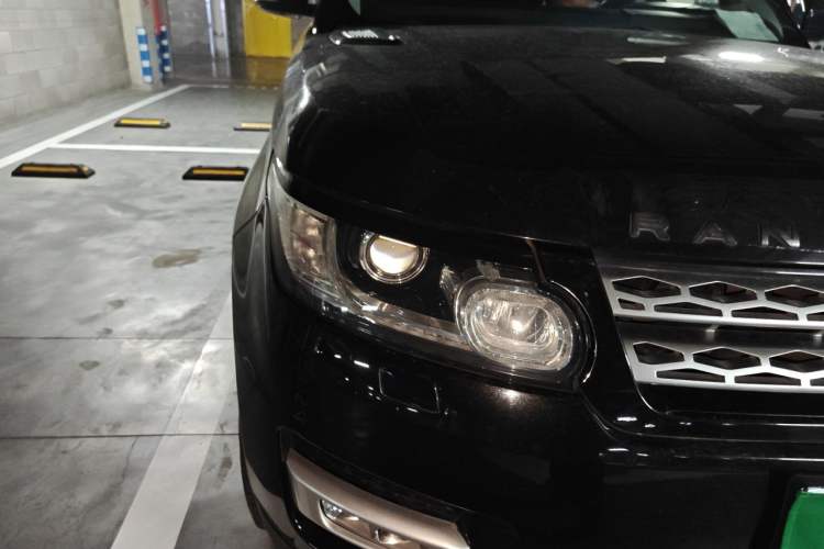 Used Land Rover Range Sport 2014 3.0 SC V6 HSE Right Front Headlight