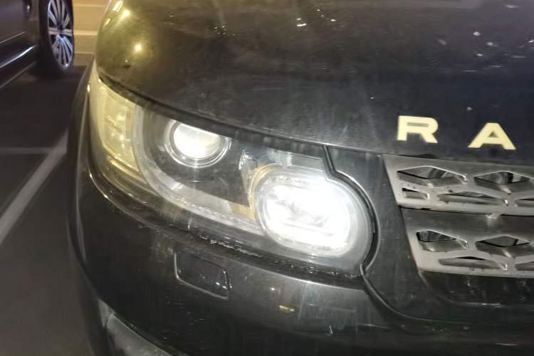 Used Land Rover Range Sport 2014 3.0 SC V6 HSE Right Front Headlight