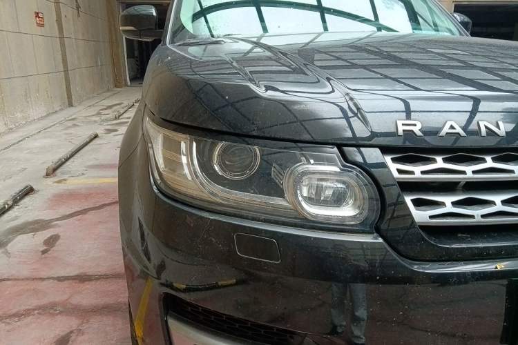 Used Land Rover Range Sport 2014 3.0 SC V6 HSE Right Front Headlight