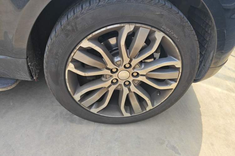 Used Land Rover Range Sport 2014 3.0 SC V6 HSE DYNAMIC Right Front Wheel Hub