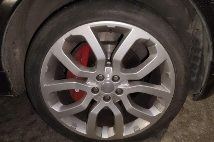 Used Land Rover Range Sport 2014 5.0 SC V8 Fēngshàng Chuàngshì Edition DYNAMIC Right Front Wheel Hub