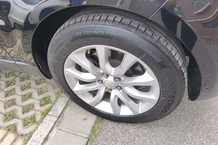 Used Land Rover Range Sport 2014 3.0 SC V6 HSE DYNAMIC Right Front Wheel Hub