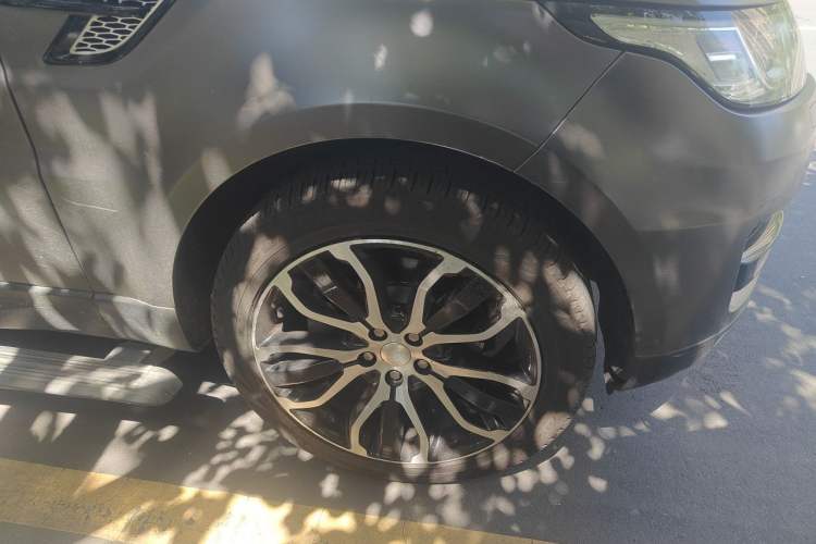 Used Land Rover Range Sport 2014 3.0 SC V6 HSE DYNAMIC Right Front Wheel Hub