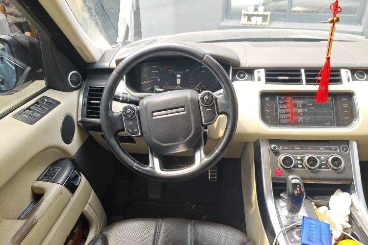 Used Land Rover Range Sport 2014 3.0 SC V6 HSE DYNAMIC Steering Wheel
