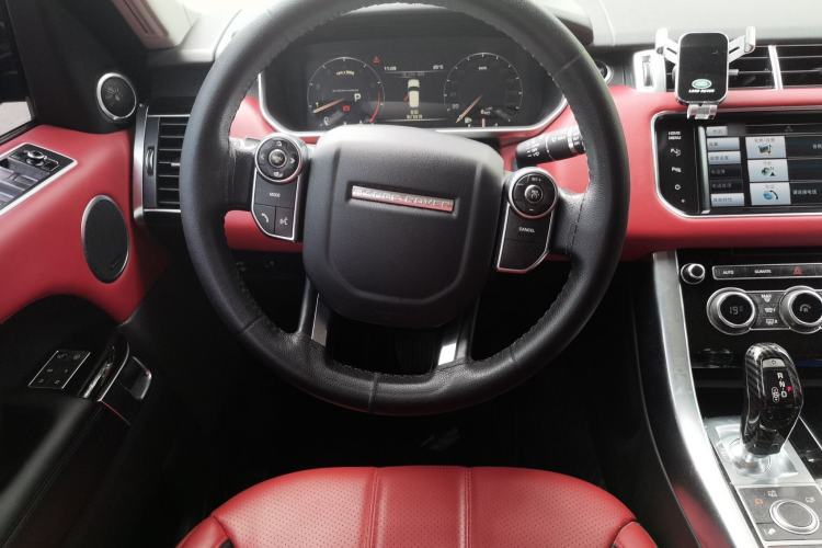 Used Land Rover Range Sport 2014 3.0 SC V6 HSE Steering Wheel