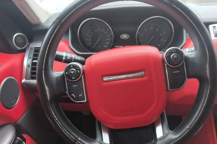 Used Land Rover Range Sport 2014 3.0 SC V6 HSE Steering Wheel