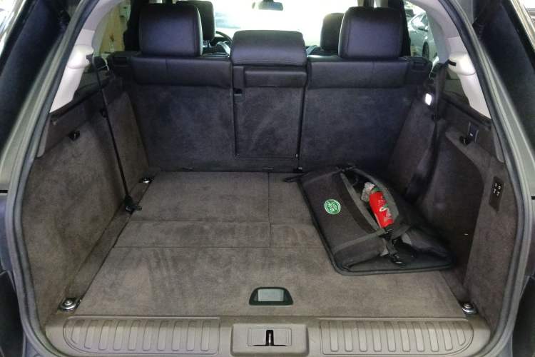 Used Land Rover Range Sport 2014 3.0 SC V6 HSE Trunk