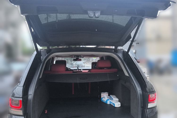 Used Land Rover Range Sport 2014 3.0 SC V6 HSE Trunk