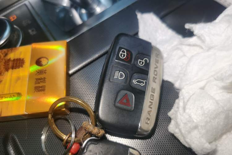 Used Land Rover Range Sport 2014 3.0 SC V6 HSE Vehicle Key