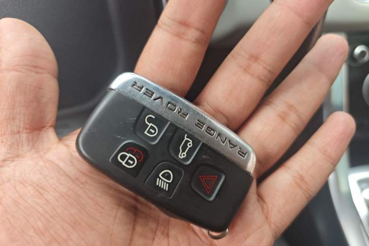 Used Land Rover Range Sport 2014 3.0 SC V6 HSE Vehicle Key