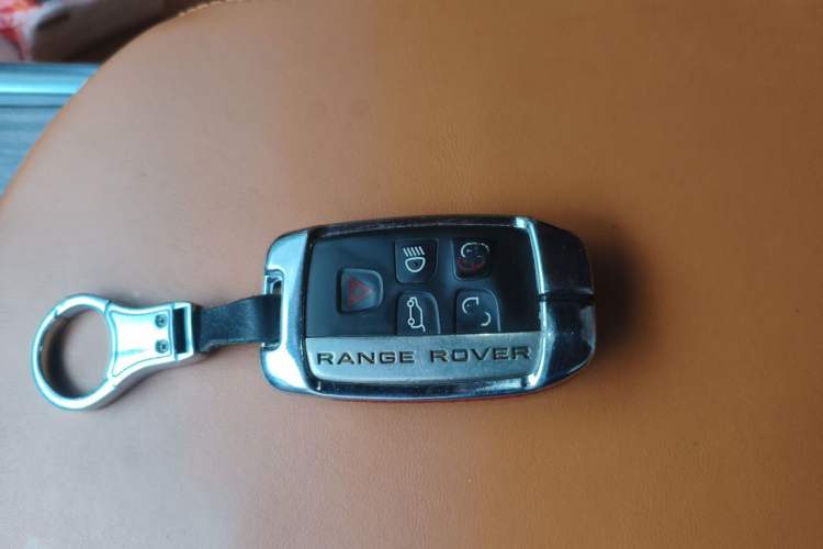 Used Land Rover Range Sport 2014 3.0 SC V6 HSE Vehicle Key
