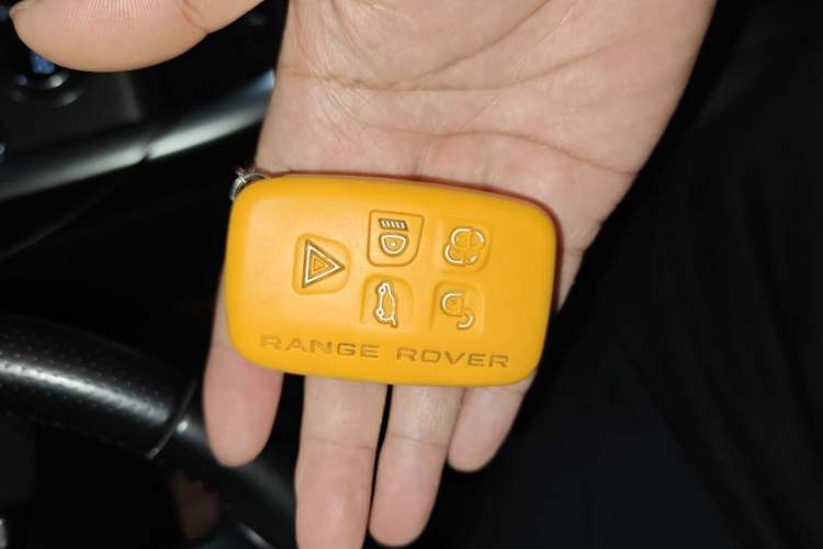 Used Land Rover Range Sport 2014 3.0 SC V6 HSE Vehicle Key