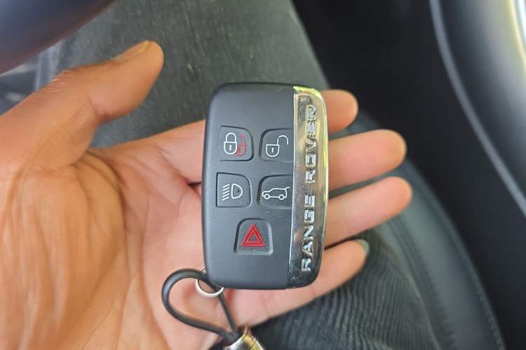 Used Land Rover Range Sport 2014 3.0 SC V6 HSE Vehicle Key