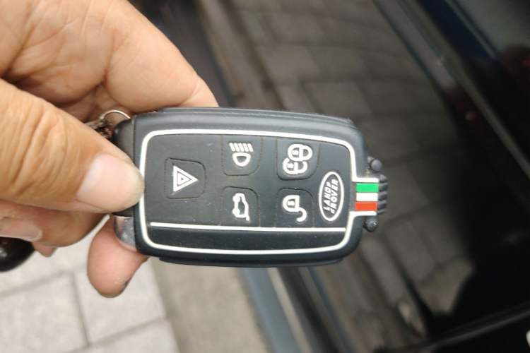 Used Land Rover Range Sport 2014 3.0 SC V6 HSE Vehicle Key