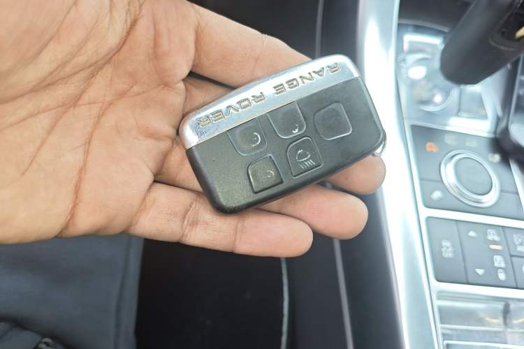 Used Land Rover Range Sport  Vehicle Key