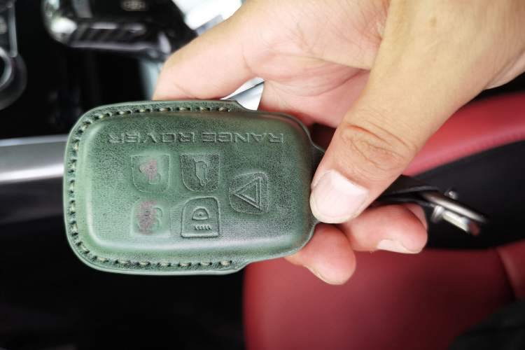 Used Land Rover Range Sport 2014 3.0 SC V6 HSE Vehicle Key